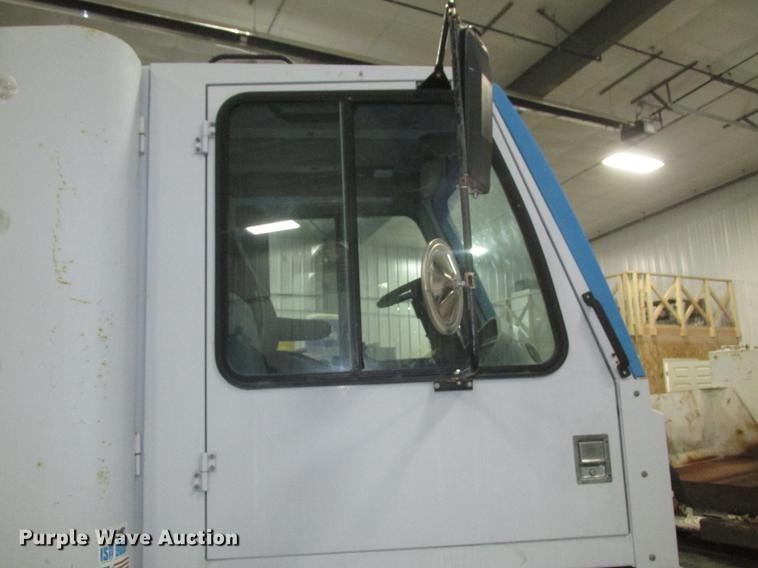 image for item DA3071 Johnston 3000 sweeper