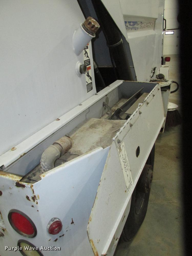 image for item DA3071 Johnston 3000 sweeper