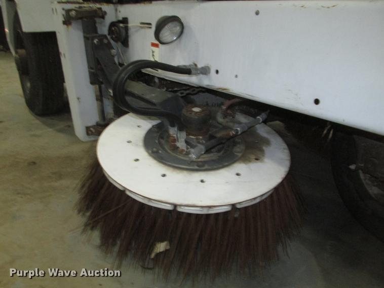 image for item DA3071 Johnston 3000 sweeper