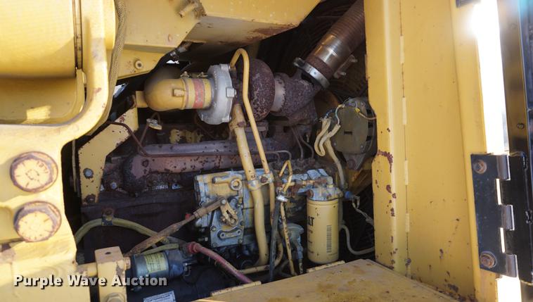 image for item DB0348 1984 Caterpillar 963 track loader