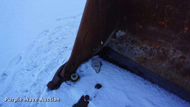 image for item DB0348 1984 Caterpillar 963 track loader