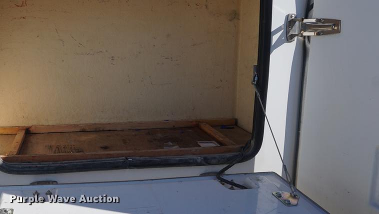 image for item DB0364 2008 Ford F250 Super Duty Super Cab utility bed pickup truck