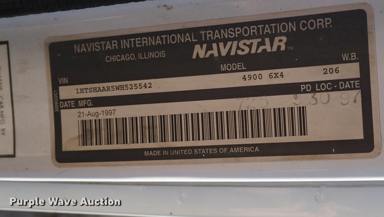 image for item DB0371 1998 International 4900 digger derrick truck