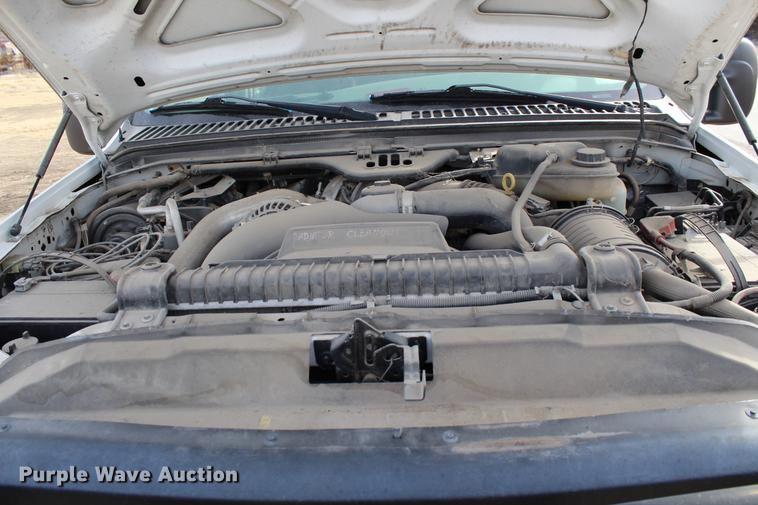 image for item DB6621 2007 Ford F350 Super Duty Crew Cab flatbed pickup truck