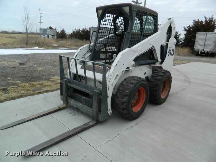 image for item DB6645 2007 Bobcat S175 skid steer