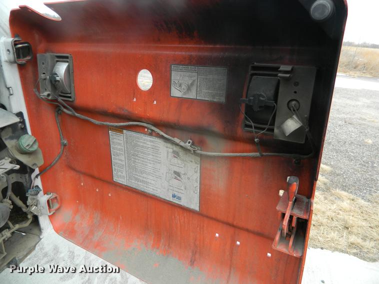 image for item DB6645 2007 Bobcat S175 skid steer