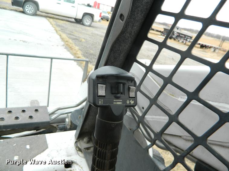 image for item DB6645 2007 Bobcat S175 skid steer