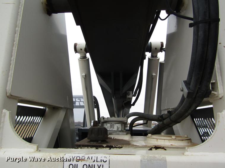 image for item DB6653 2004 Terex TH644C telehandler