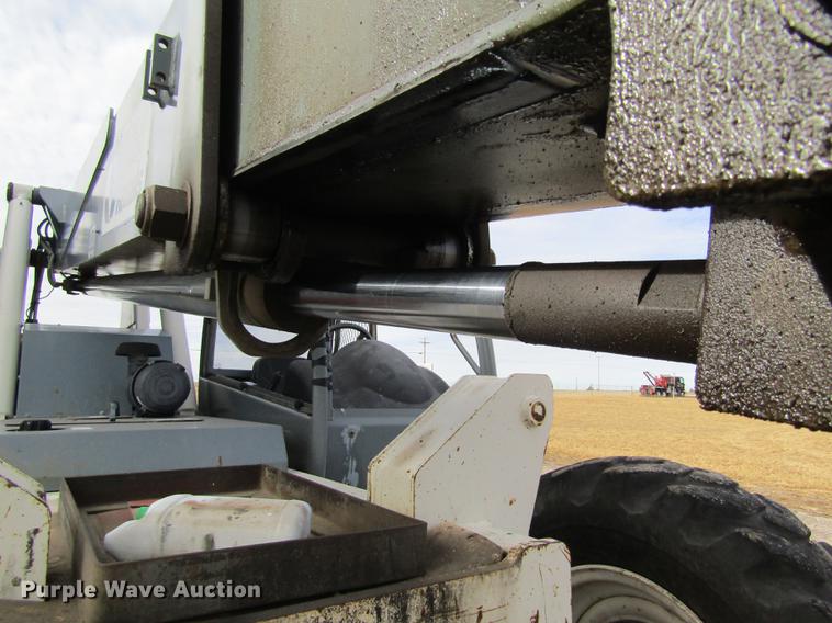 image for item DB6653 2004 Terex TH644C telehandler