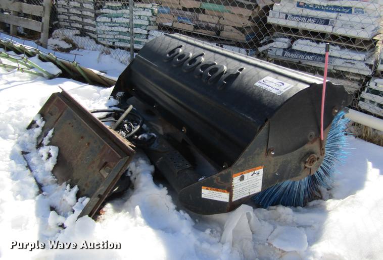 image for item DB6655 Bobcat 68 broom