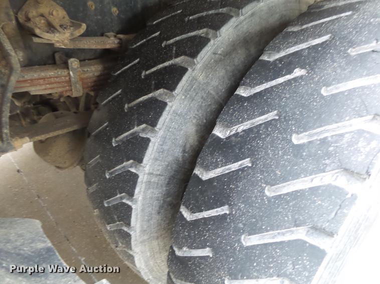 image for item DB7306 2002 International 7400 derrick digger truck