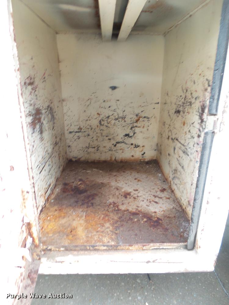 image for item DB7306 2002 International 7400 derrick digger truck