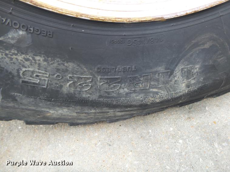 image for item DB7306 2002 International 7400 derrick digger truck