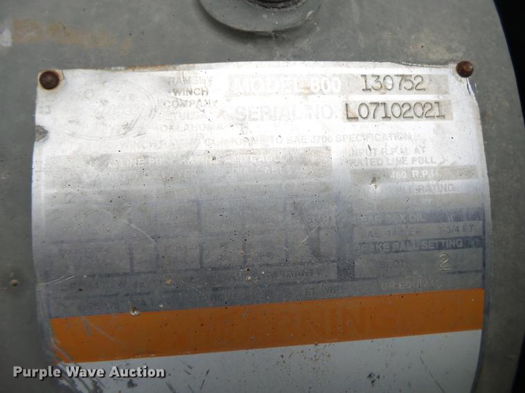 image for item DB7306 2002 International 7400 derrick digger truck