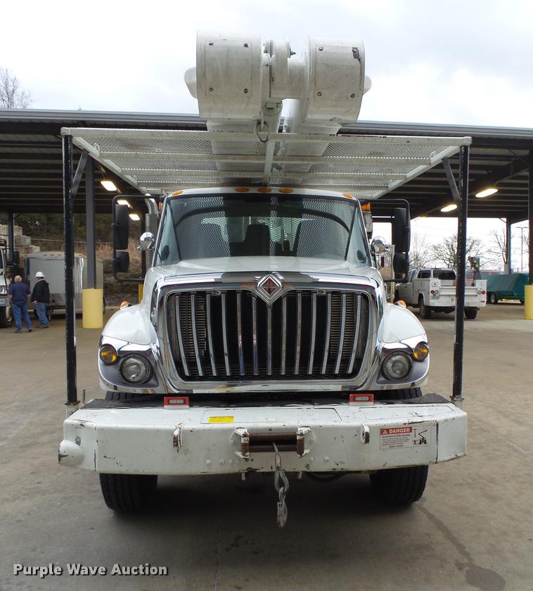 image for item DB7307 2008 International 7500 bucket truck