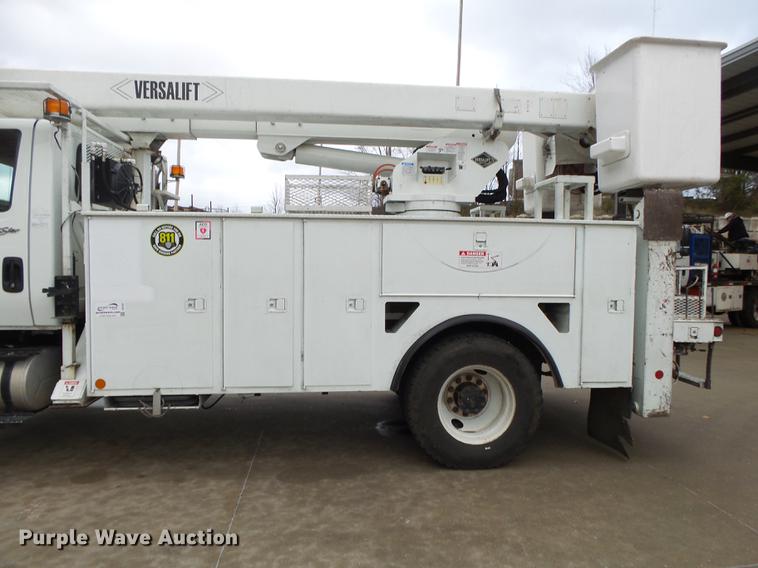 image for item DB7307 2008 International 7500 bucket truck