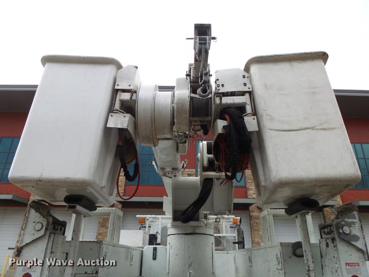 image for item DB7307 2008 International 7500 bucket truck