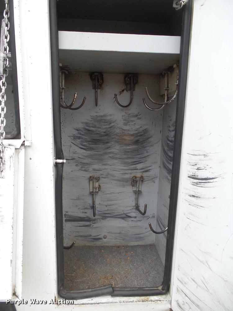 image for item DB7307 2008 International 7500 bucket truck