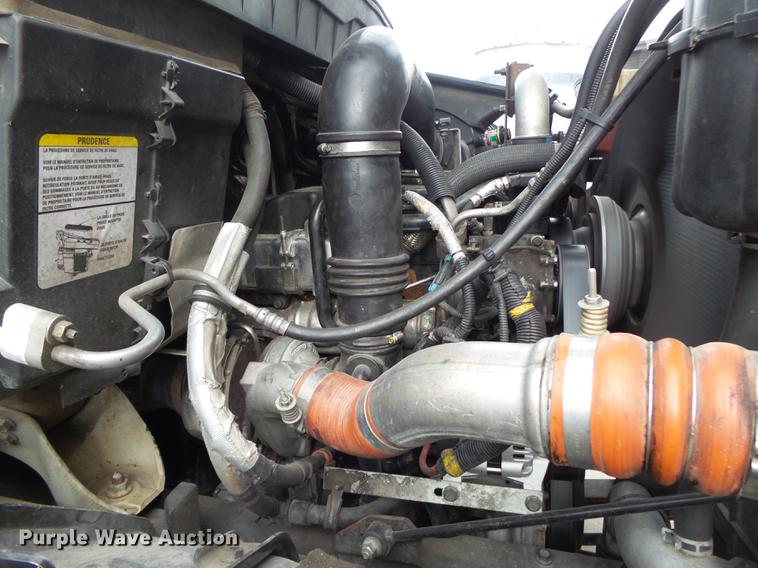 image for item DB7307 2008 International 7500 bucket truck