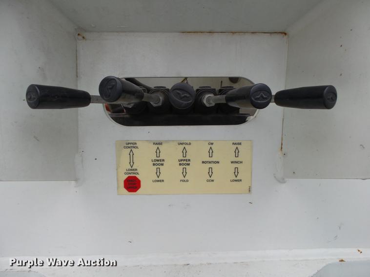 image for item DB7307 2008 International 7500 bucket truck