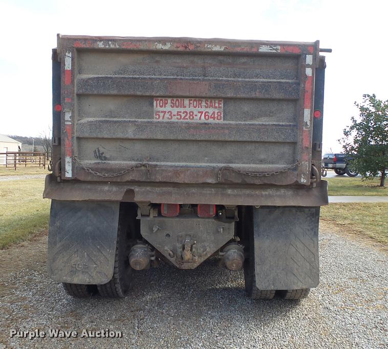 image for item DB7310 1996 Ford LT8000 dump truck