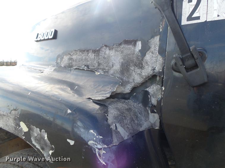 image for item DB7310 1996 Ford LT8000 dump truck