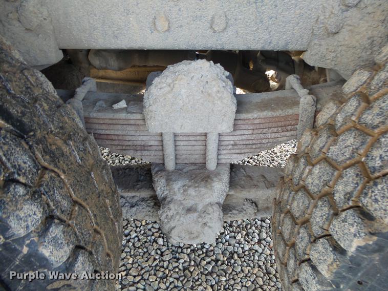 image for item DB7310 1996 Ford LT8000 dump truck