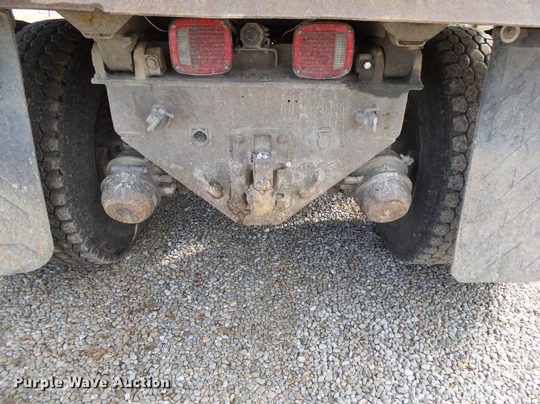 image for item DB7310 1996 Ford LT8000 dump truck
