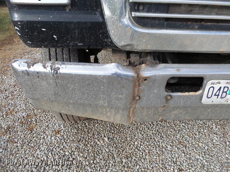 image for item DB7310 1996 Ford LT8000 dump truck