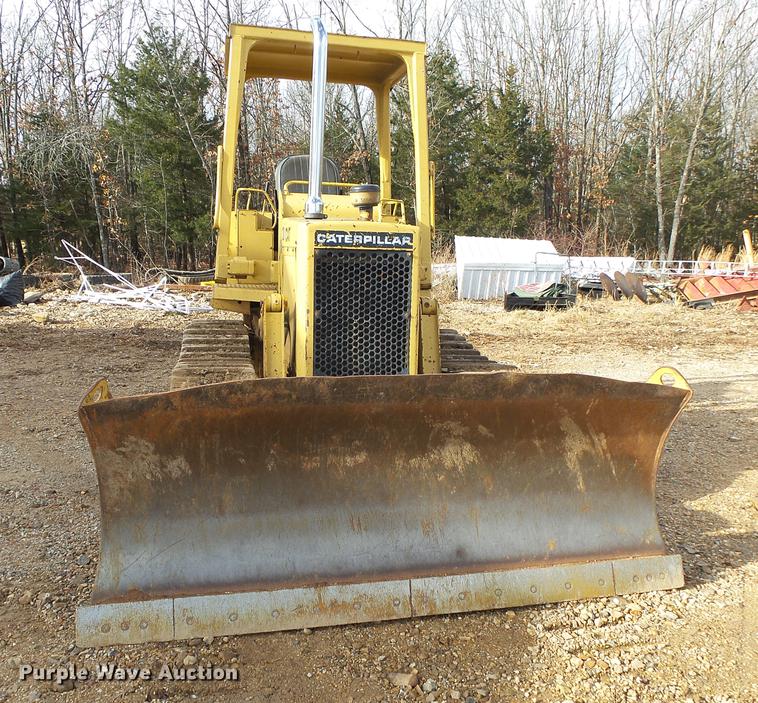image for item DB7312 1987 Caterpillar D4B dozer