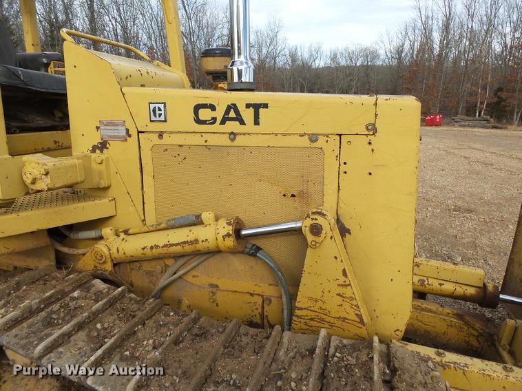 image for item DB7312 1987 Caterpillar D4B dozer
