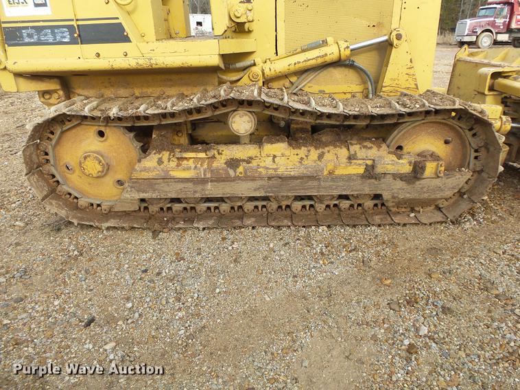 image for item DB7312 1987 Caterpillar D4B dozer
