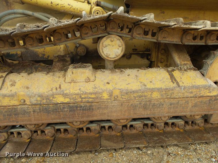 image for item DB7312 1987 Caterpillar D4B dozer