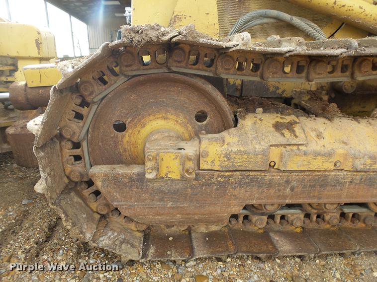 image for item DB7312 1987 Caterpillar D4B dozer