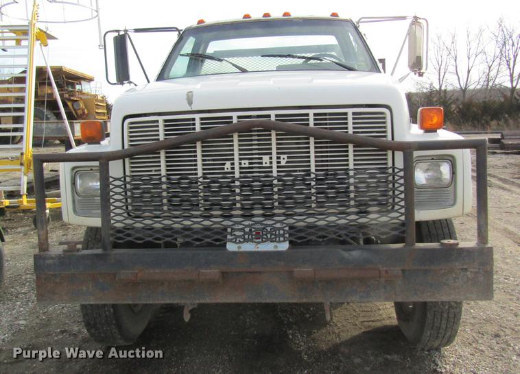 image for item DB9779 1991 GMC TopKick flatbed truck