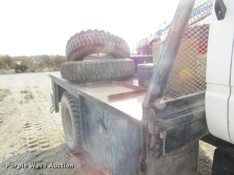 image for item DB9779 1991 GMC TopKick flatbed truck