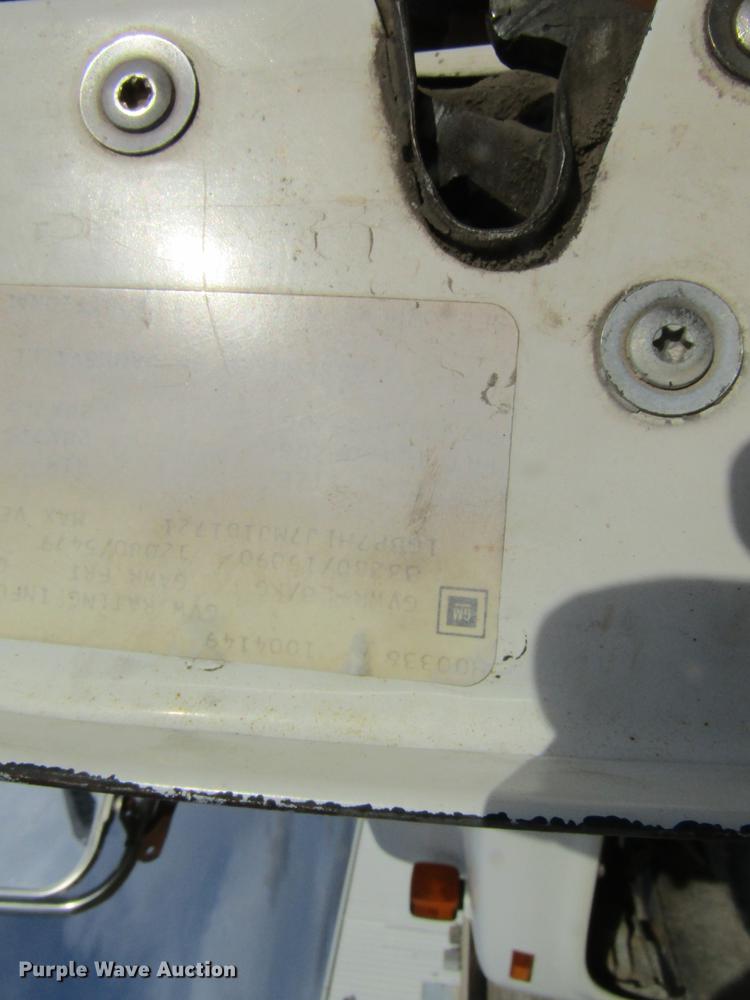 image for item DB9779 1991 GMC TopKick flatbed truck