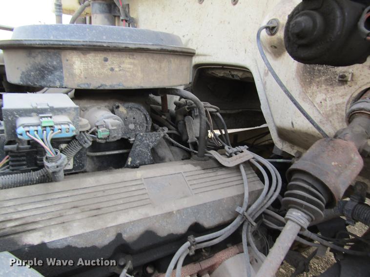 image for item DB9779 1991 GMC TopKick flatbed truck