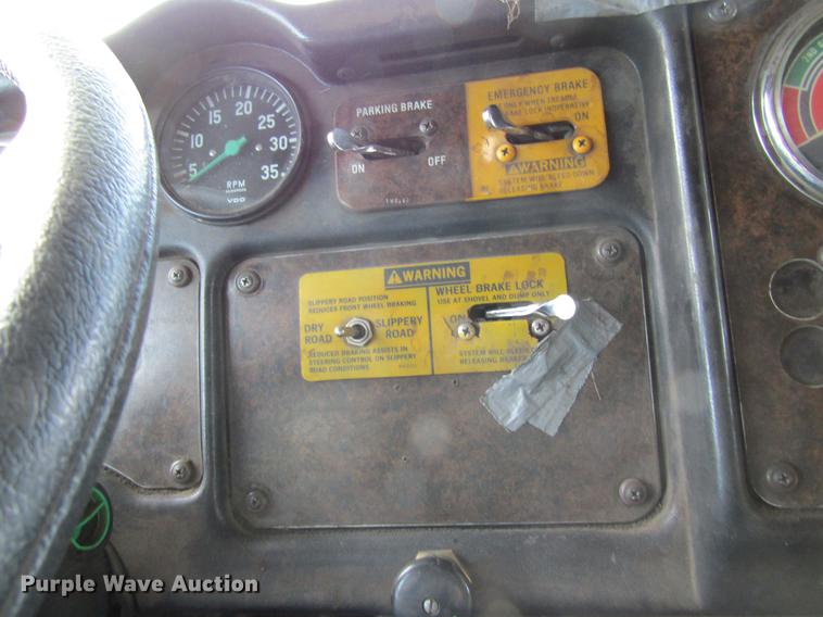 image for item DB9787 Wabco 85D off road haul truck