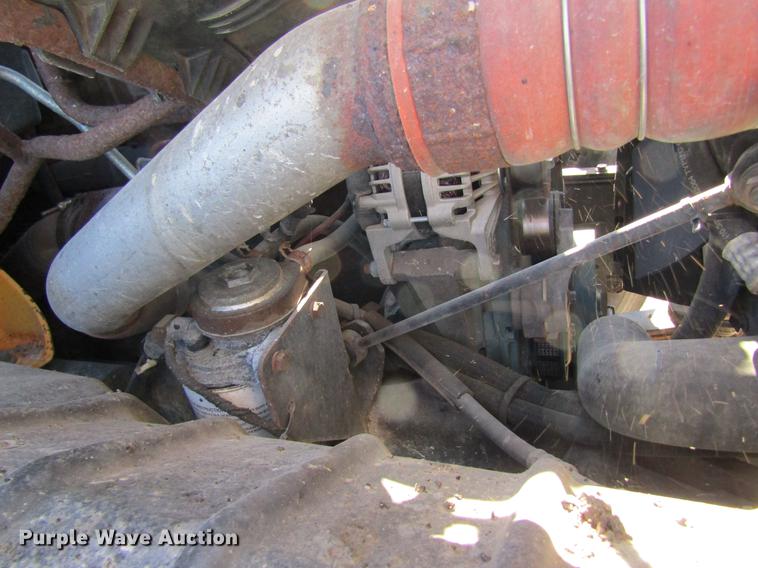 image for item DB9795 2004 International 7400 dump truck