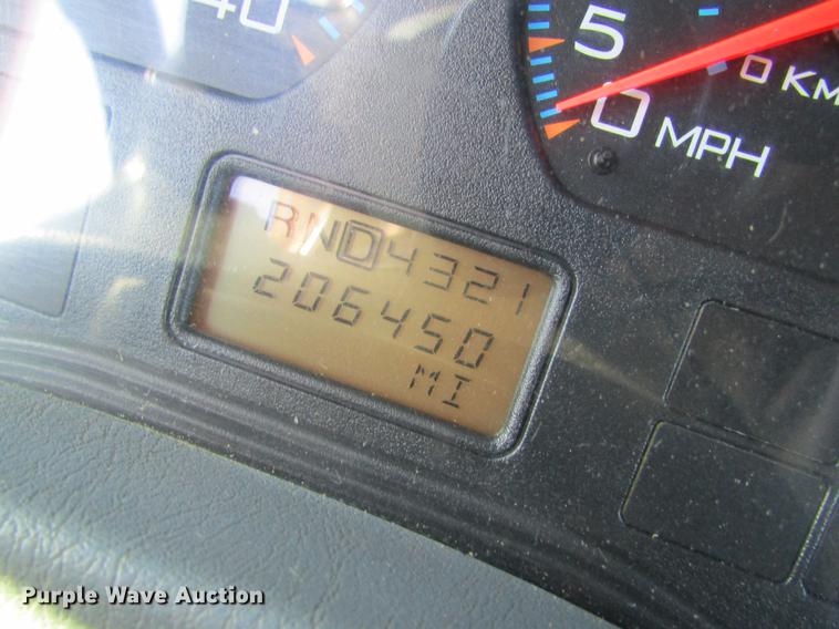 image for item DB9795 2004 International 7400 dump truck