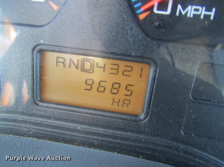 image for item DB9795 2004 International 7400 dump truck