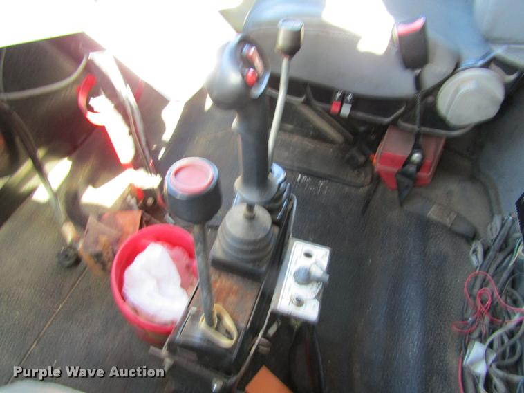 image for item DB9795 2004 International 7400 dump truck