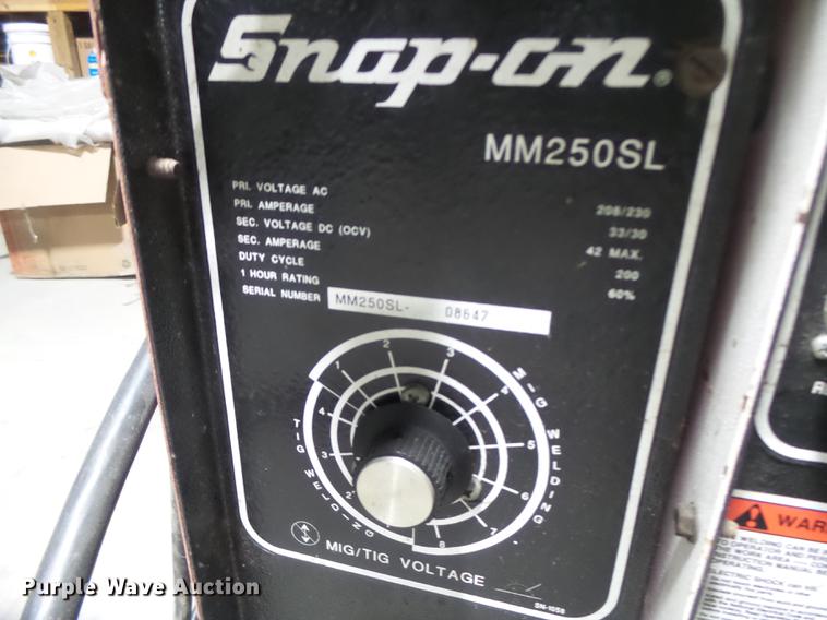 image for item DB9805 Snap-on MM250SL welder
