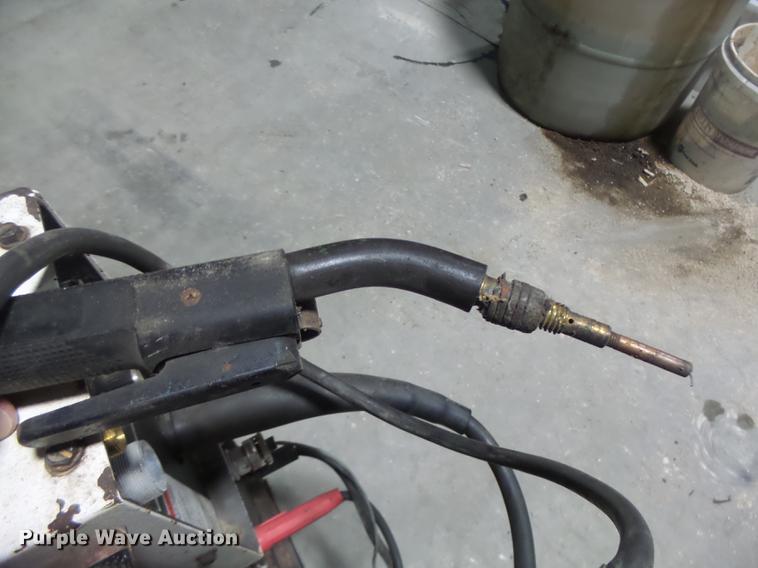 image for item DB9805 Snap-on MM250SL welder