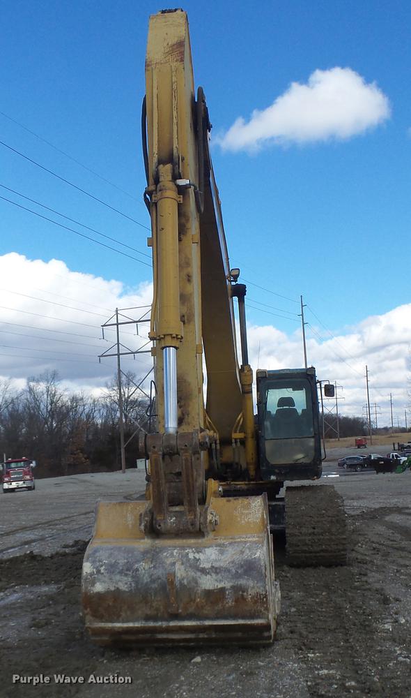 image for item DB9808 2002 Caterpillar 330C excavator