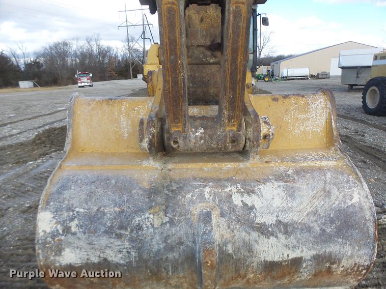 image for item DB9808 2002 Caterpillar 330C excavator