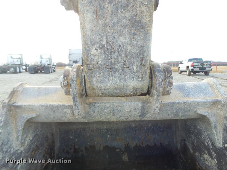 image for item DB9808 2002 Caterpillar 330C excavator