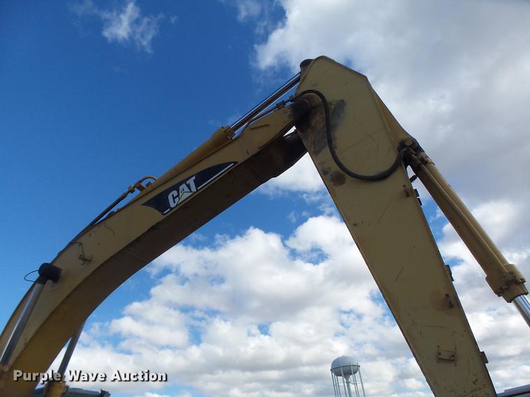 image for item DB9808 2002 Caterpillar 330C excavator