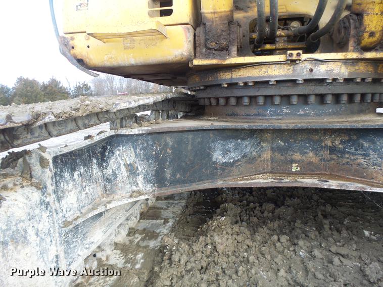image for item DB9808 2002 Caterpillar 330C excavator